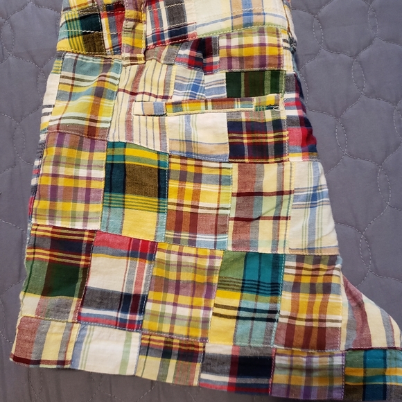 J. Crew City Fit plaid shorts sz 4. - Picture 3 of 5